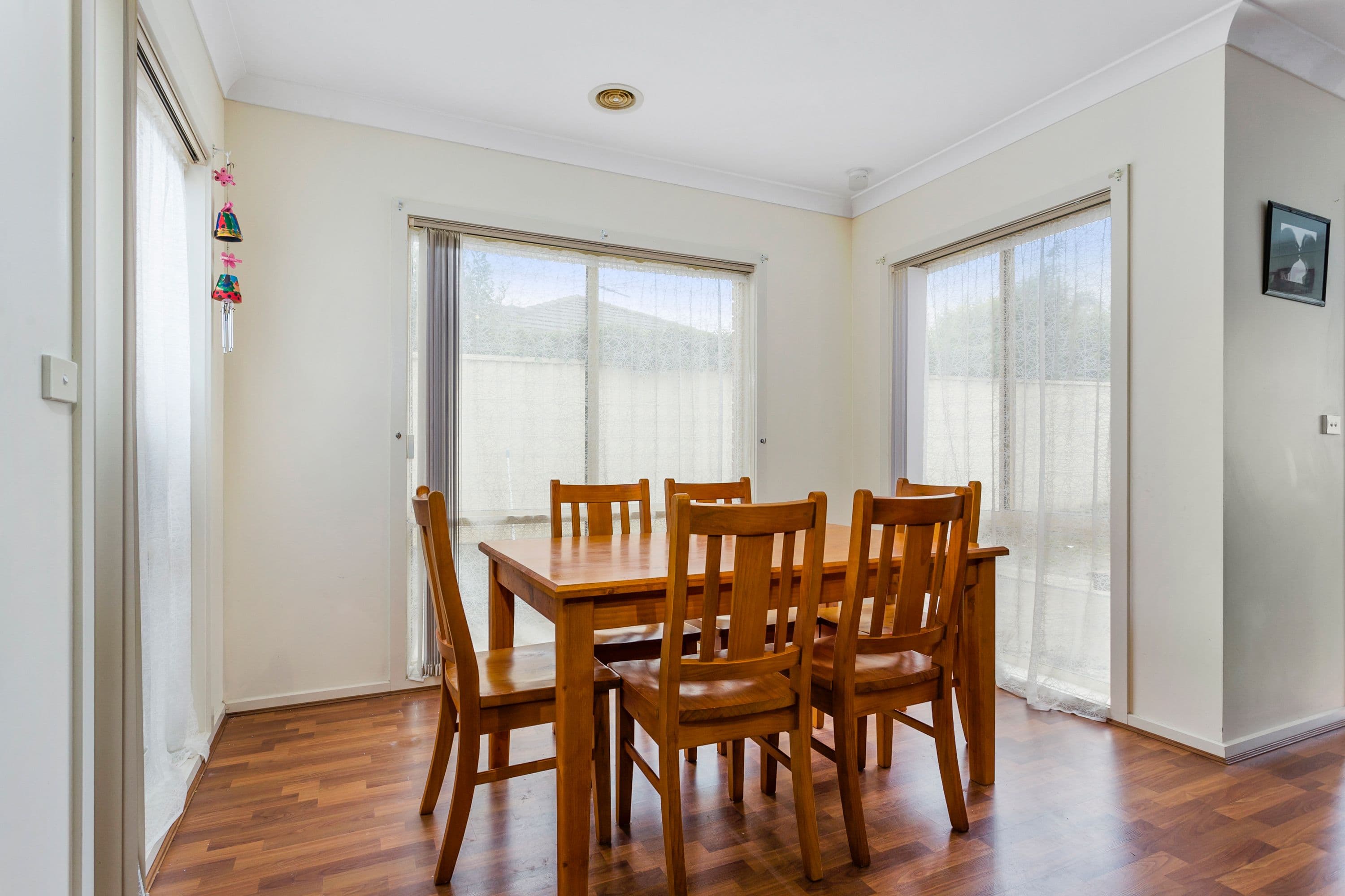 16 Viola Avenue, Pakenham VIC 3810, Pakenham - Thumbnail 3