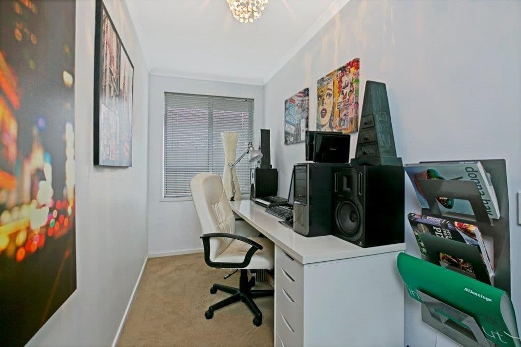 25 Manchester Circuit, Craigmore SA 5114, Craigmore - Thumbnail 5