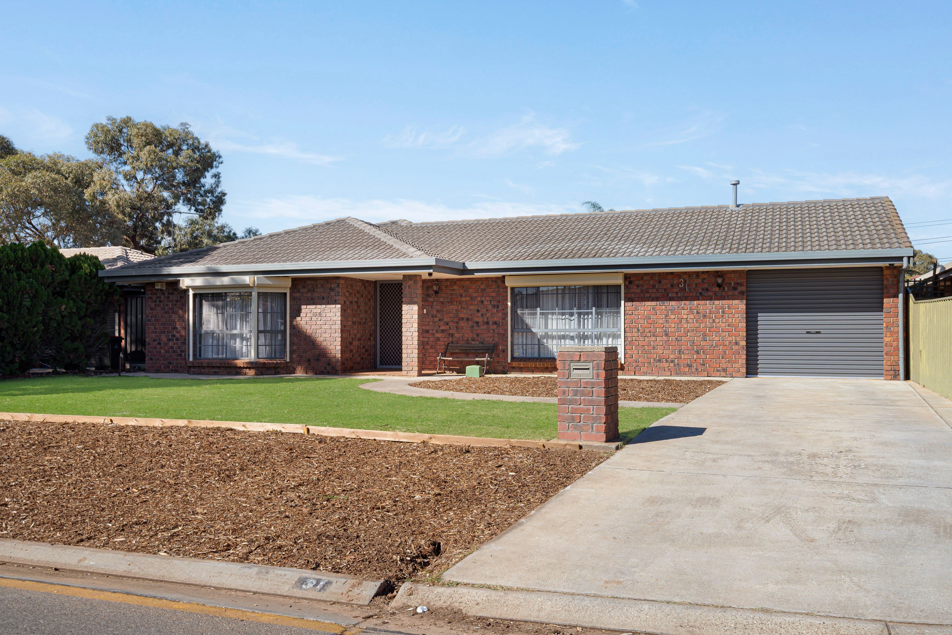 31 Parkview Avenue, Salisbury Downs SA 5108, Salisbury Downs - Thumbnail 2