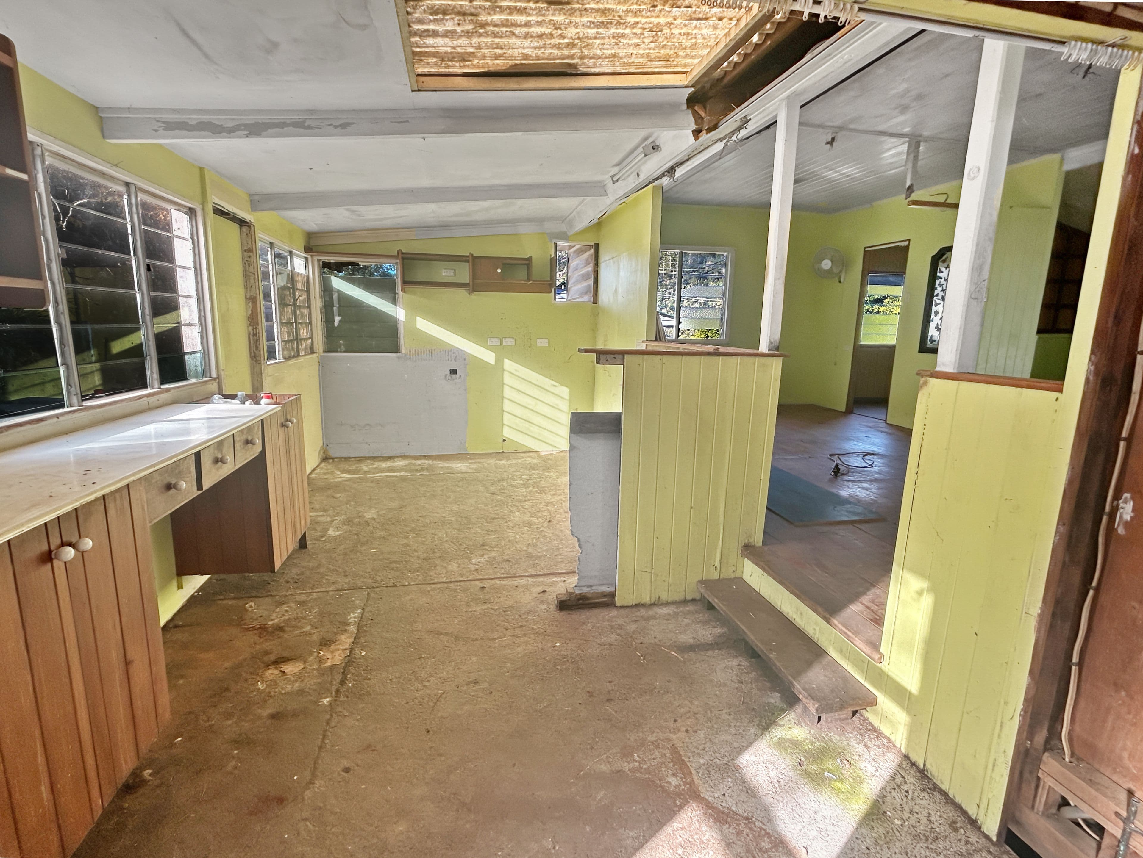 6 First Avenue, Somerset Dam QLD 4312, Somerset Dam - Thumbnail 4