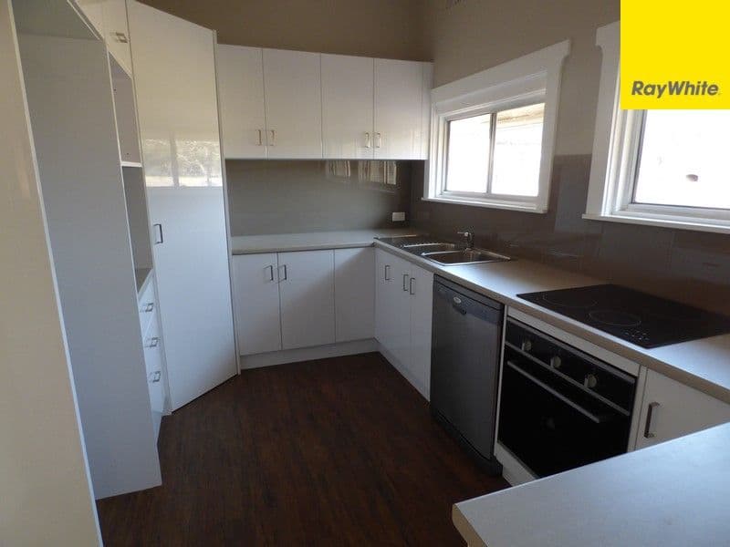 17 Grevillea Avenue, Eugowra - Thumbnail 2