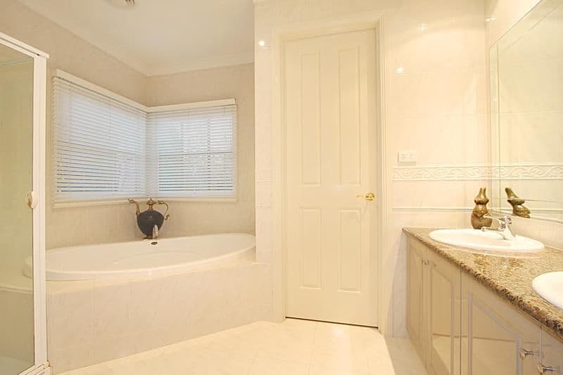 16 Park View Drive, CARNEGIE VIC 3163, Carnegie - Thumbnail 6