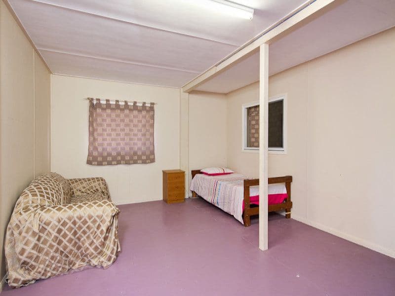 404 McCoombe Street, MOOROOBOOL QLD 4870, Mooroobool - Thumbnail 8