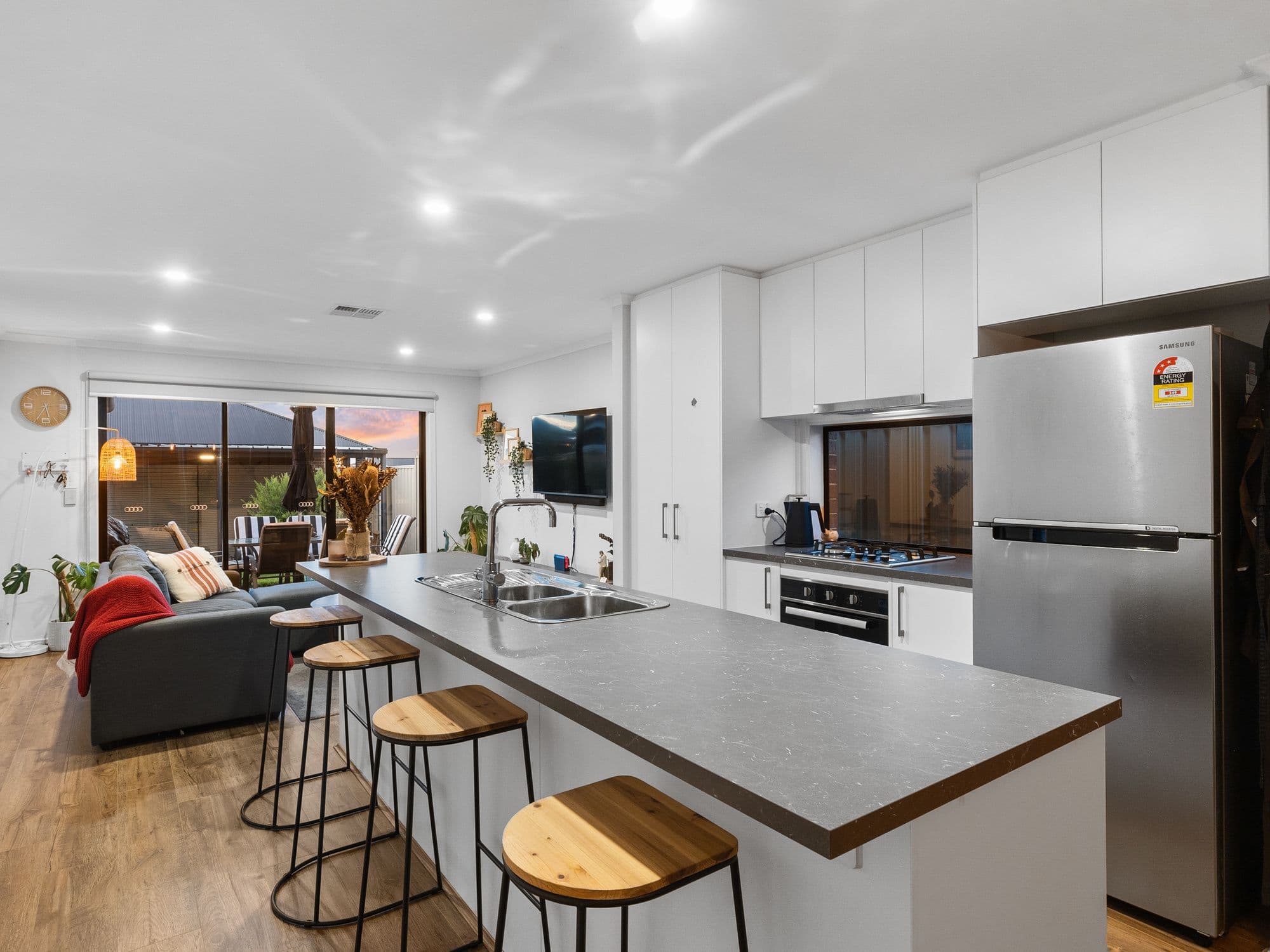 4 Maroon Lane, Seaford Meadows SA 5169, Seaford Meadows - Thumbnail 2