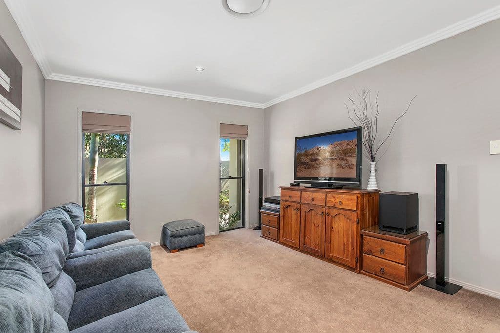 2857 Virginia Drive, Hope Island QLD 4212, Hope Island - Thumbnail 3