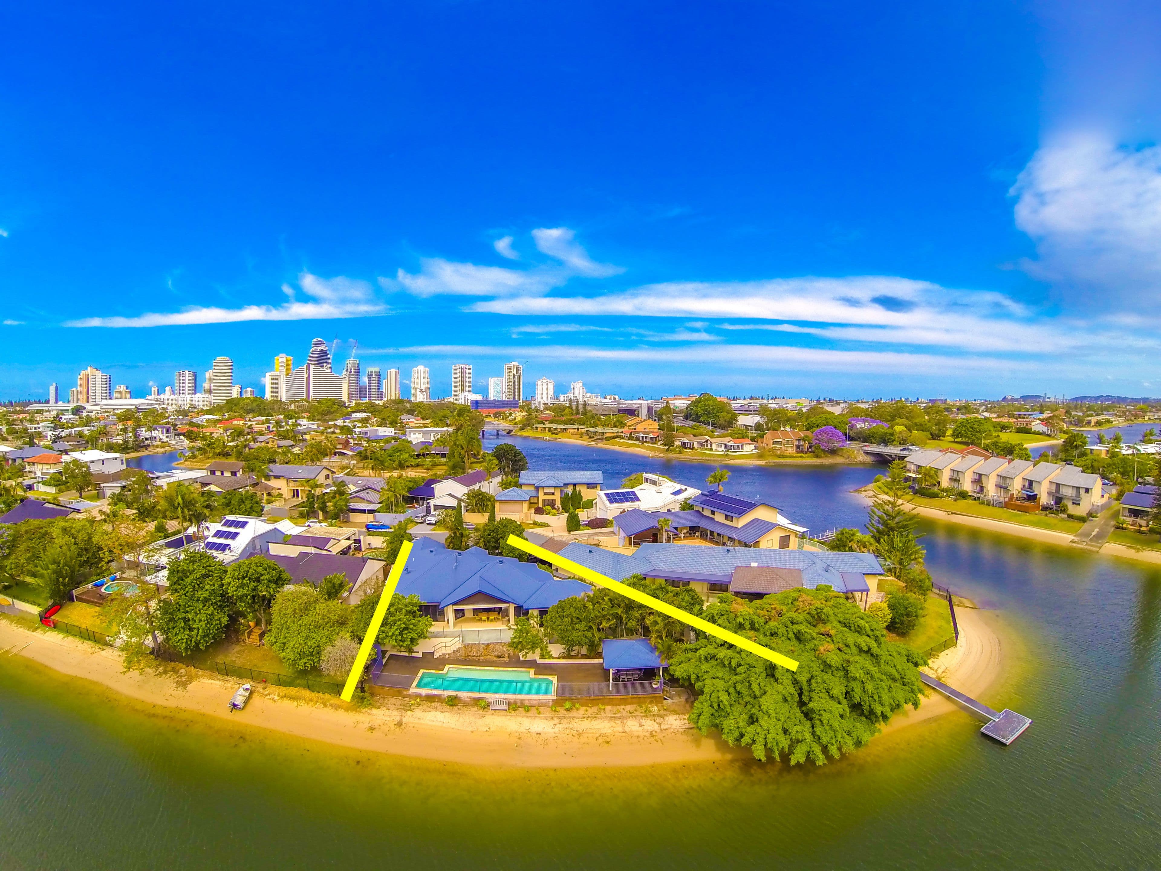 21 Maureen Court, Broadbeach Waters QLD 4218, Broadbeach Waters - Image 1