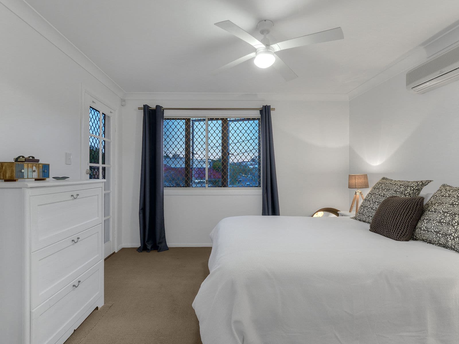 50 Camboor Street, Camp Hill QLD 4152, Camp Hill - Thumbnail 6