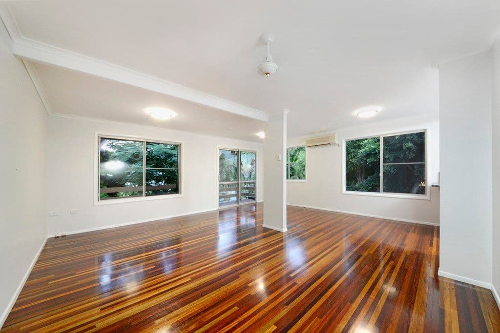 24 Stewart Drive, Cannonvale QLD 4802, Cannonvale - Thumbnail 2