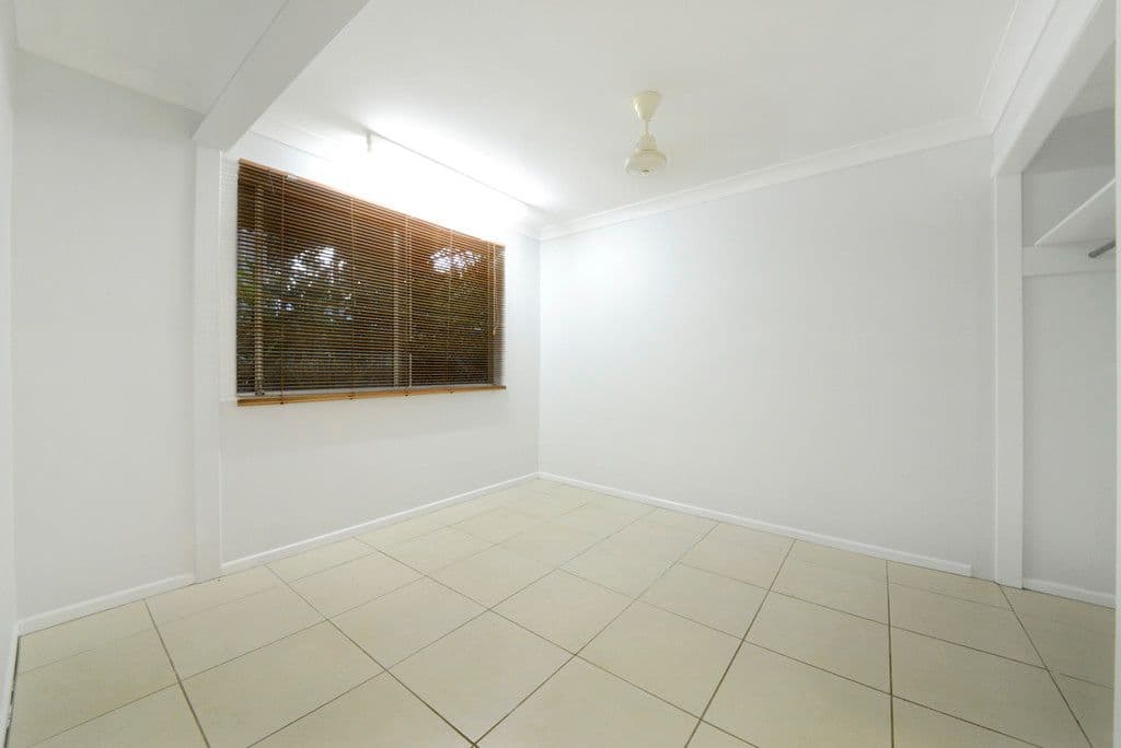 24 Stewart Drive, Cannonvale QLD 4802, Cannonvale - Thumbnail 7
