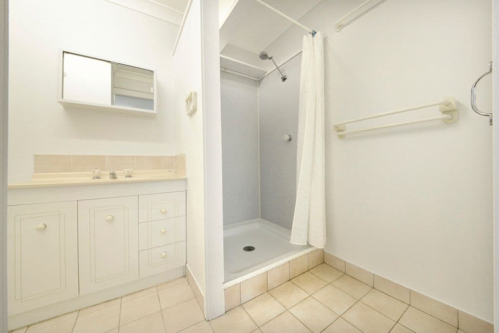 24 Stewart Drive, Cannonvale QLD 4802, Cannonvale - Thumbnail 8