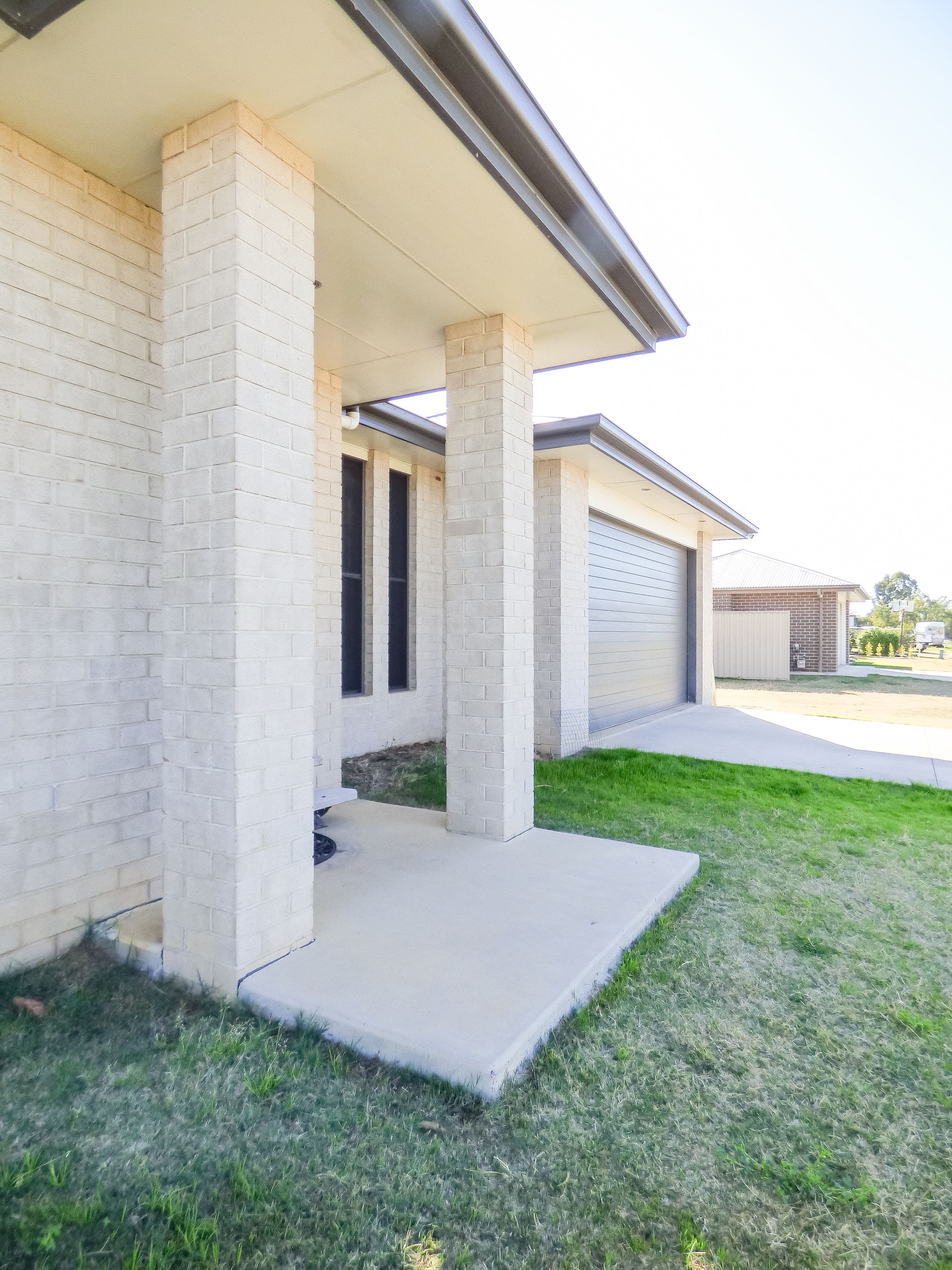 24 Bassett Court, Roma QLD 4455, Roma - Thumbnail 2
