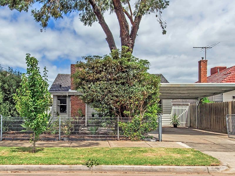 75 Ford Street, Newport VIC 3015, Newport - Thumbnail 2