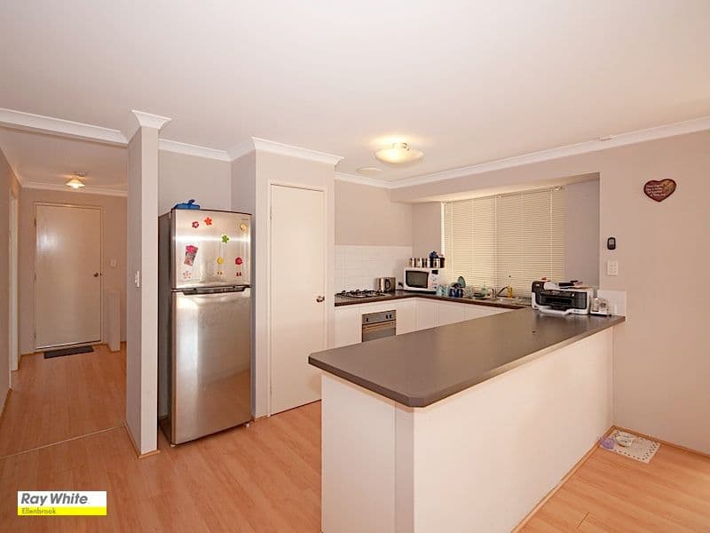 19 Heirisson Turn, ELLENBROOK WA 6069, Ellenbrook - Thumbnail 2