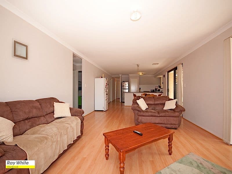 19 Heirisson Turn, ELLENBROOK WA 6069, Ellenbrook - Thumbnail 5