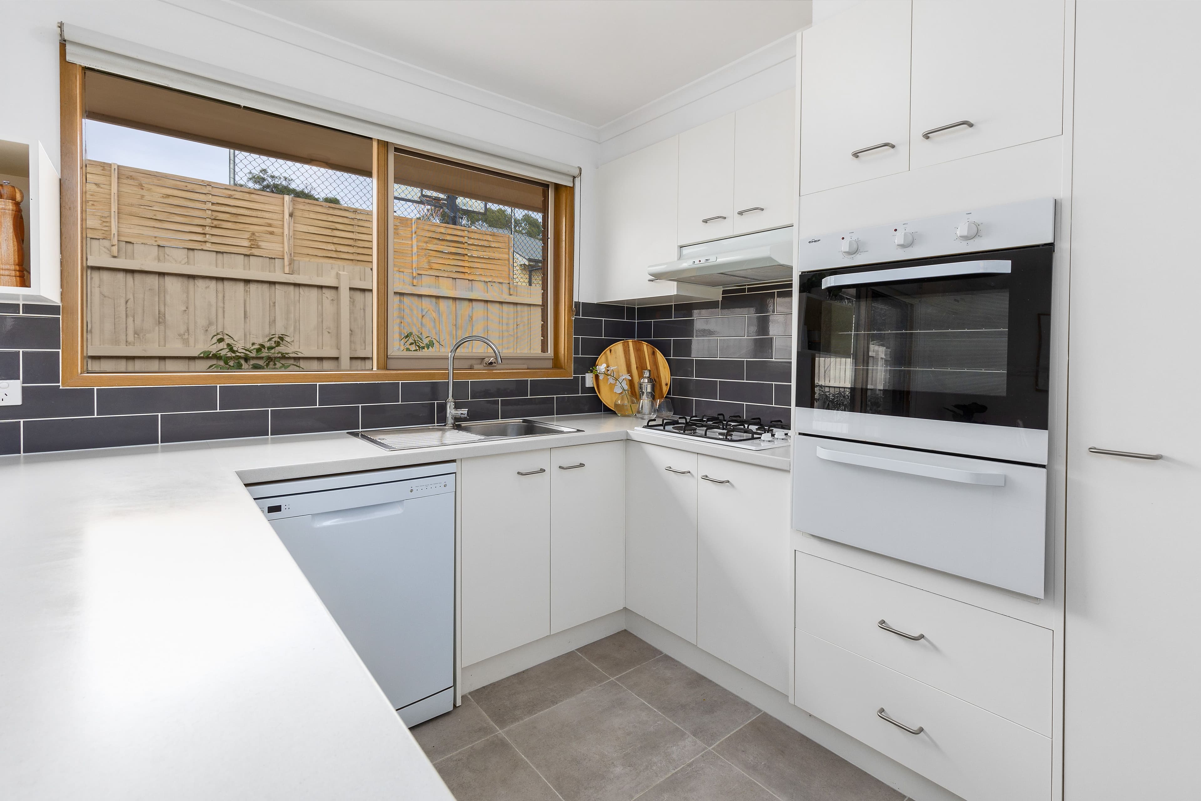11 Bellbangra Avenue, Rosebud VIC 3939, Rosebud - Thumbnail 2