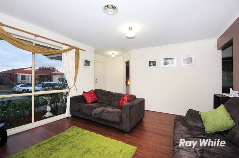 30 Miralie Way, CRANBOURNE WEST VIC 3977, Cranbourne West - Thumbnail 7