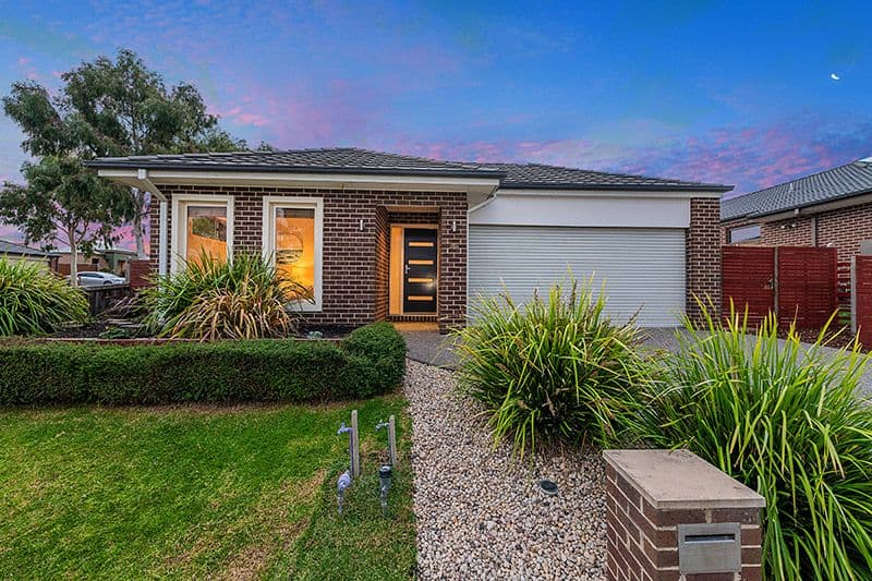 34 Olivebank Crescent, Cranbourne North VIC 3977, Cranbourne North - Image 1
