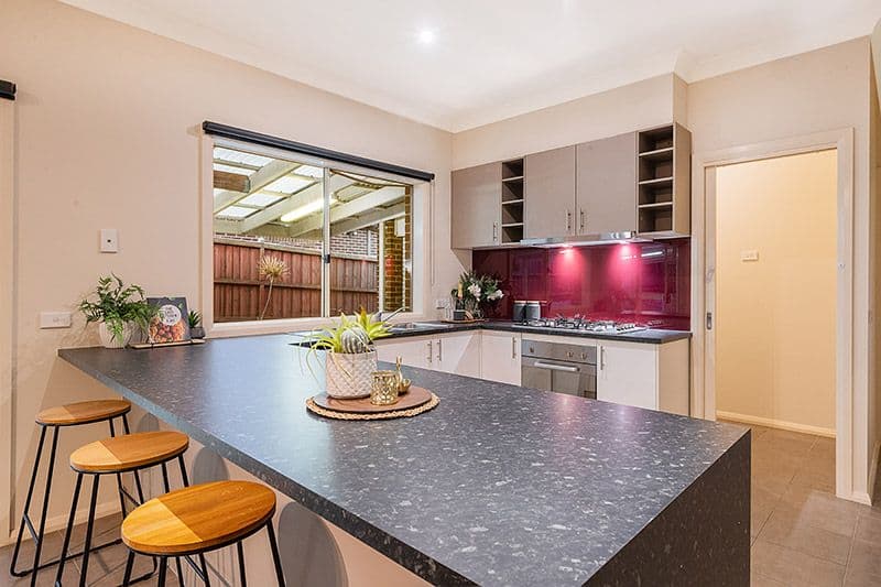 34 Olivebank Crescent, Cranbourne North VIC 3977, Cranbourne North - Thumbnail 4