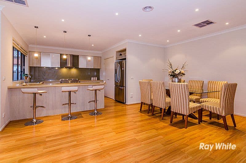 75 Charlbury Crescent, Cranbourne North VIC 3977, Cranbourne North - Thumbnail 4