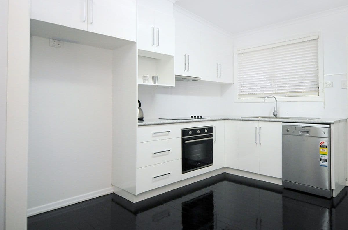 29 Collins Street, MOUNT LOFTY QLD 4350, Mount Lofty - Thumbnail 4
