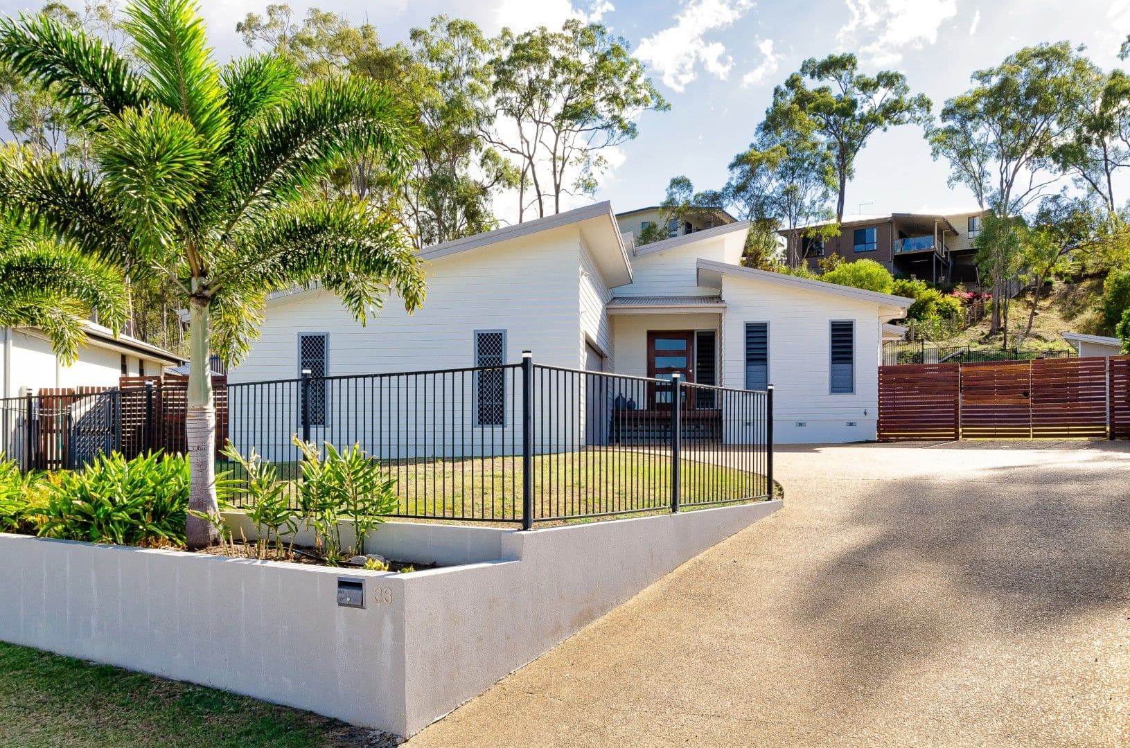 33 Grasstree Crescent, Kirkwood QLD 4680, Kirkwood - Image 1