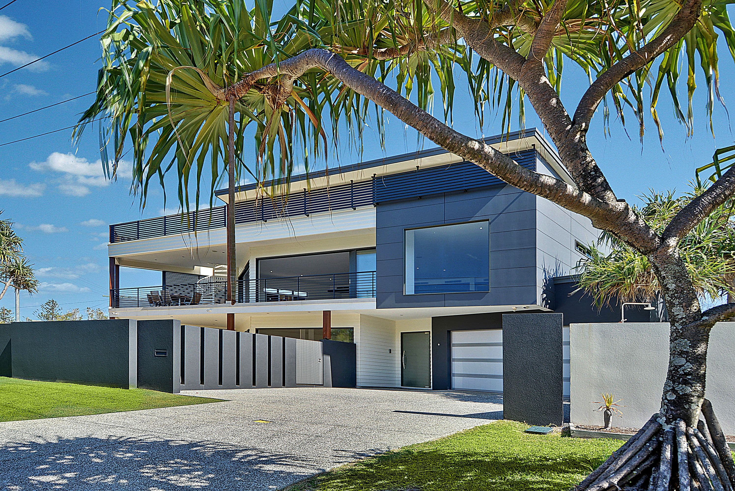 2 Mackay Street, Dicky Beach QLD 4551, Dicky Beach - Thumbnail 2
