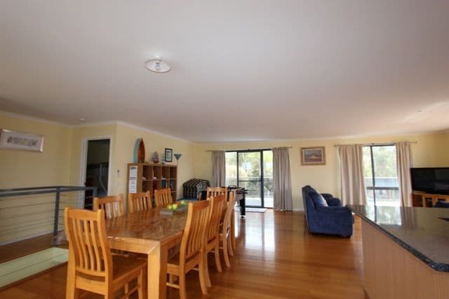 115 McKenzie Road, Cowes VIC 3922, Cowes - Thumbnail 2