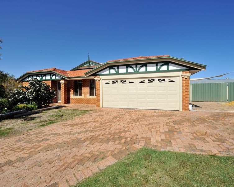 10 Oban Place, Warnbro WA 6169, Warnbro - Image 1