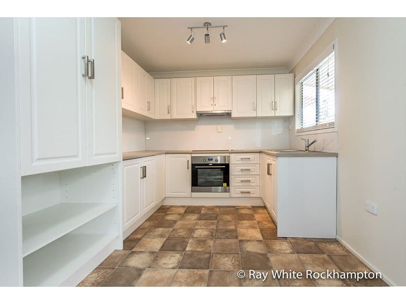 383 Richardson Road, NORMAN GARDENS QLD 4701, Norman Gardens - Thumbnail 2