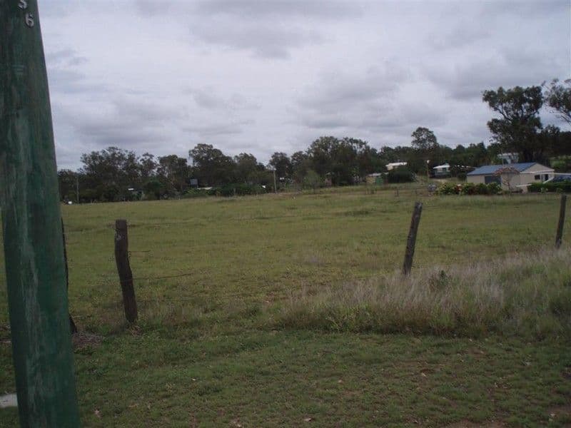 144 Cherryfield Road, GRACEMERE QLD 4702, Gracemere - Thumbnail 2