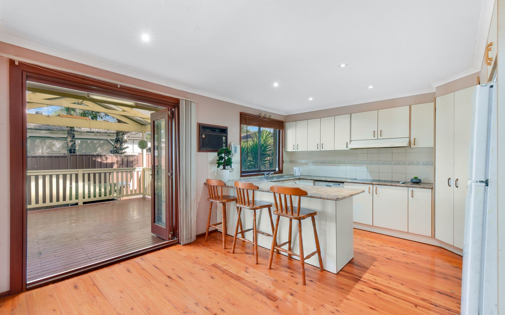 10 Singer Place, Ingleburn NSW 2565, Ingleburn - Thumbnail 3