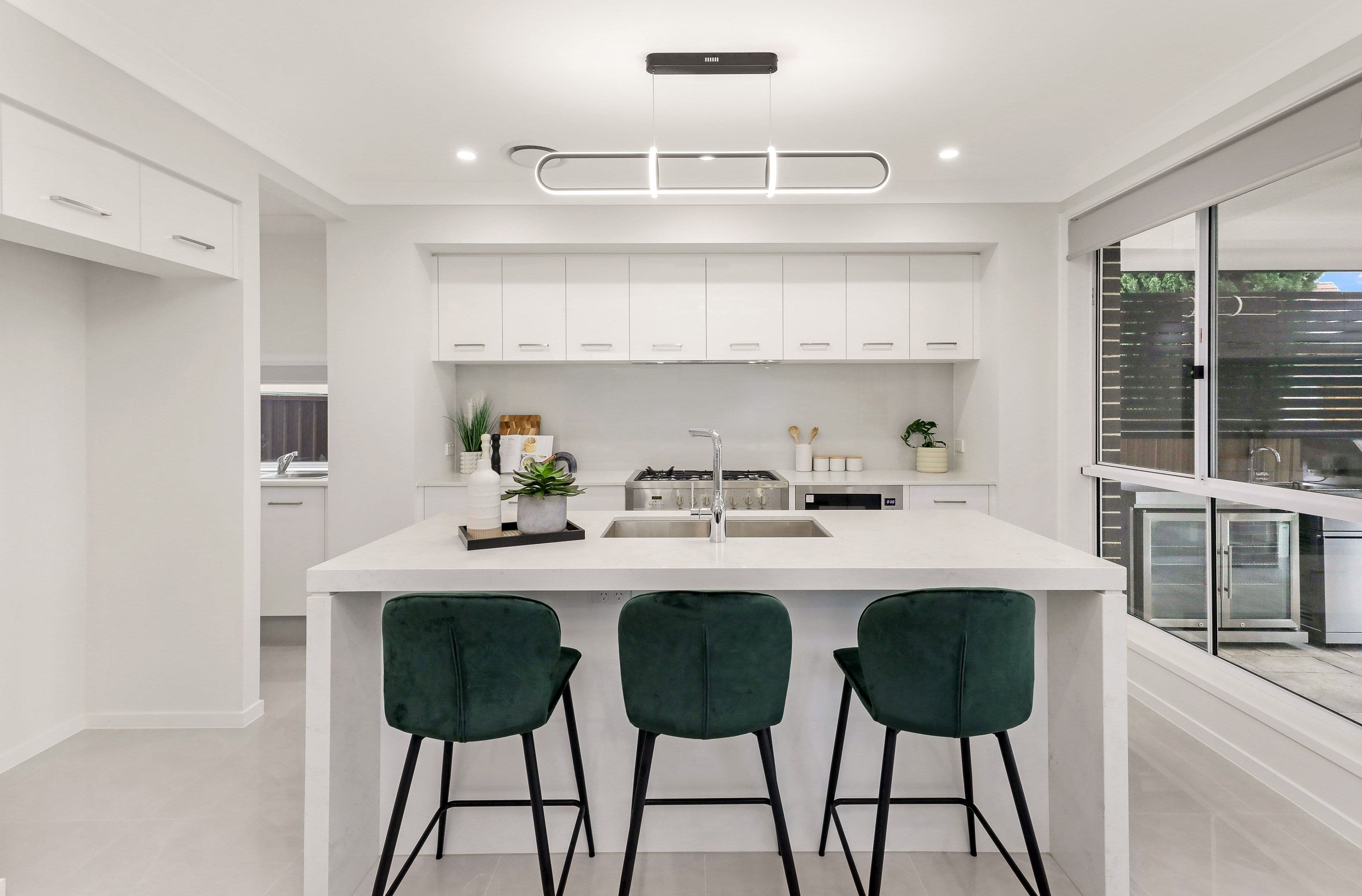 21 Hillcrest Avenue, Greenacre NSW 2190, Greenacre - Thumbnail 4