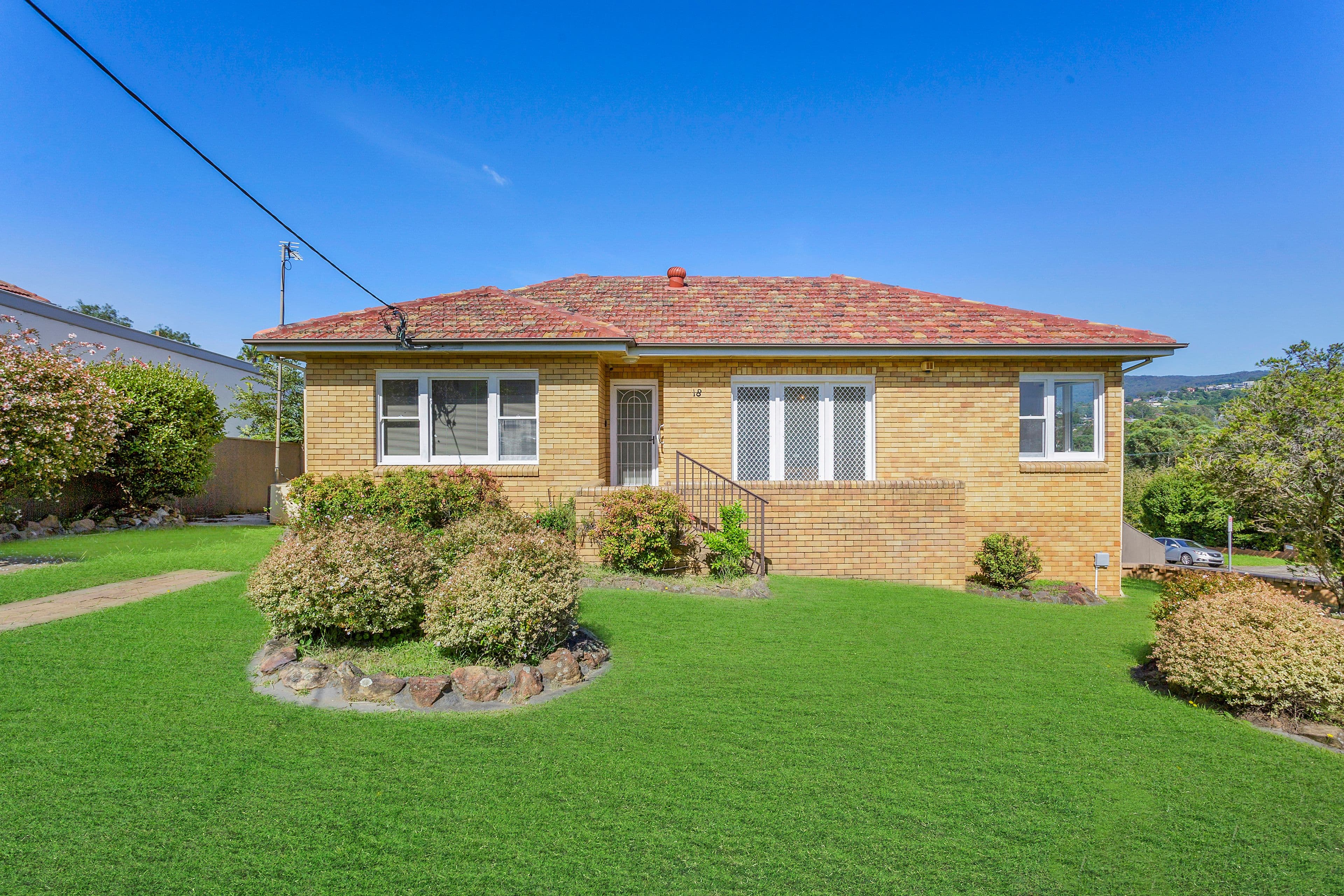 18 Bukari Street, West Wollongong NSW 2500, West Wollongong - Image 1