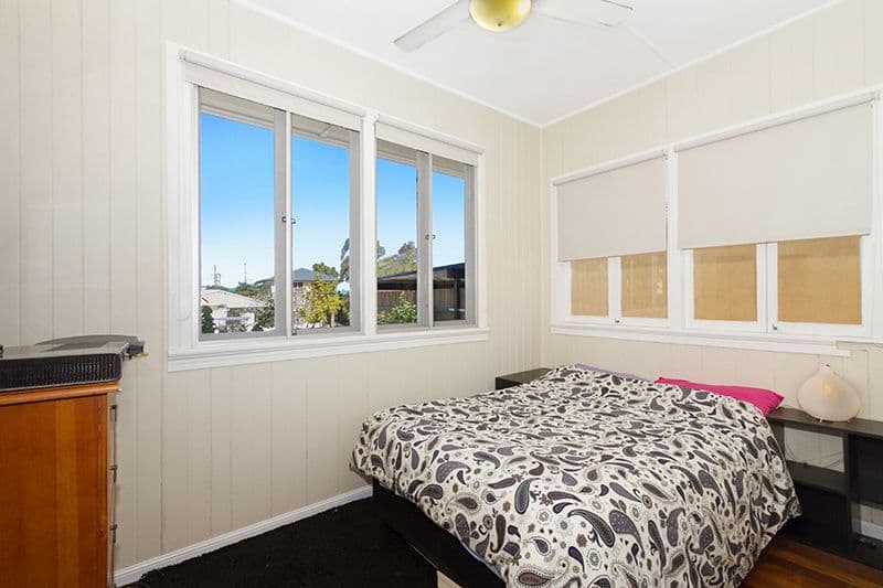 27 Lancelot Street, TENNYSON QLD 4105, Tennyson - Thumbnail 6