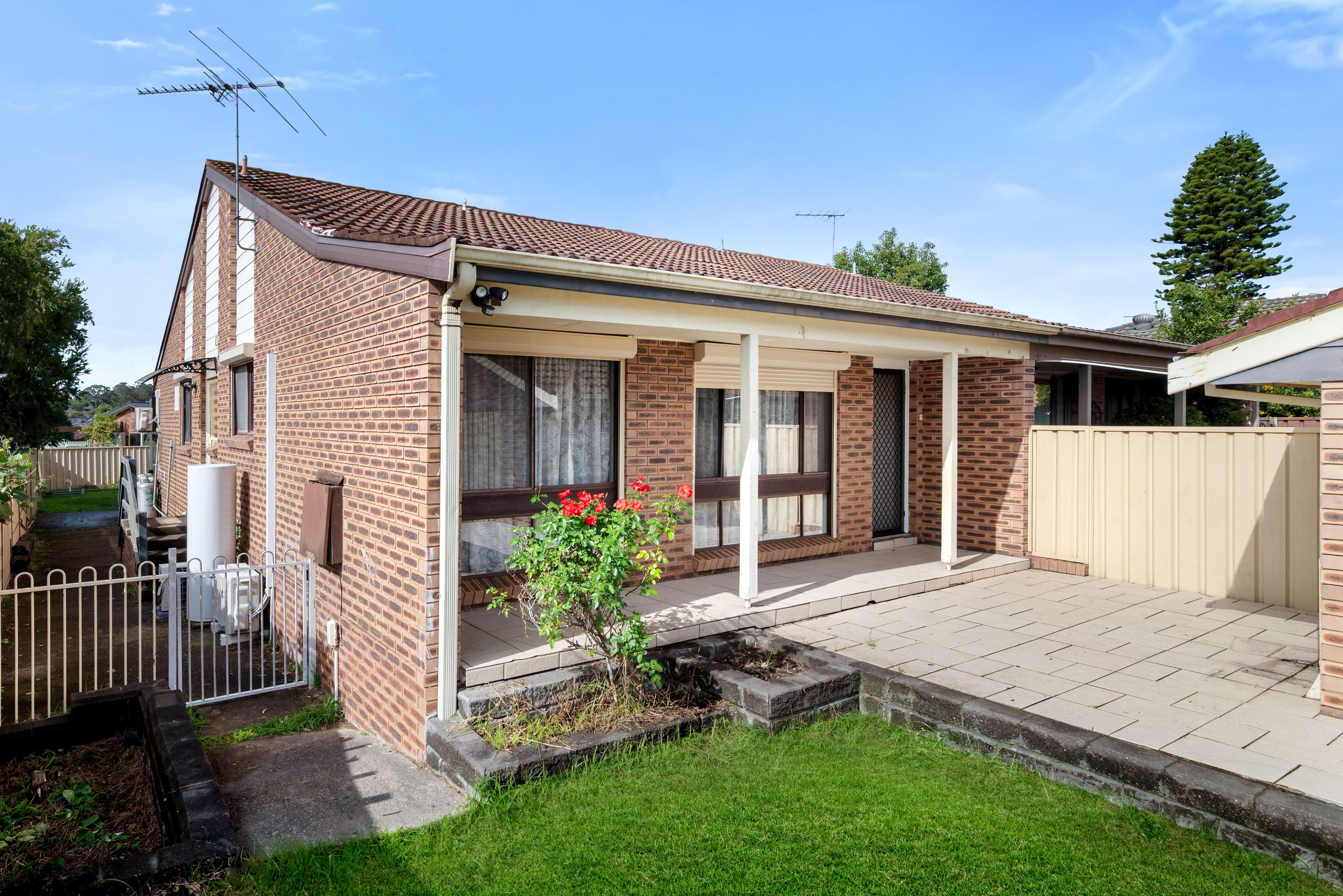22 Fuchsia Crescent, Macquarie Fields NSW 2564, Macquarie Fields - Thumbnail 2