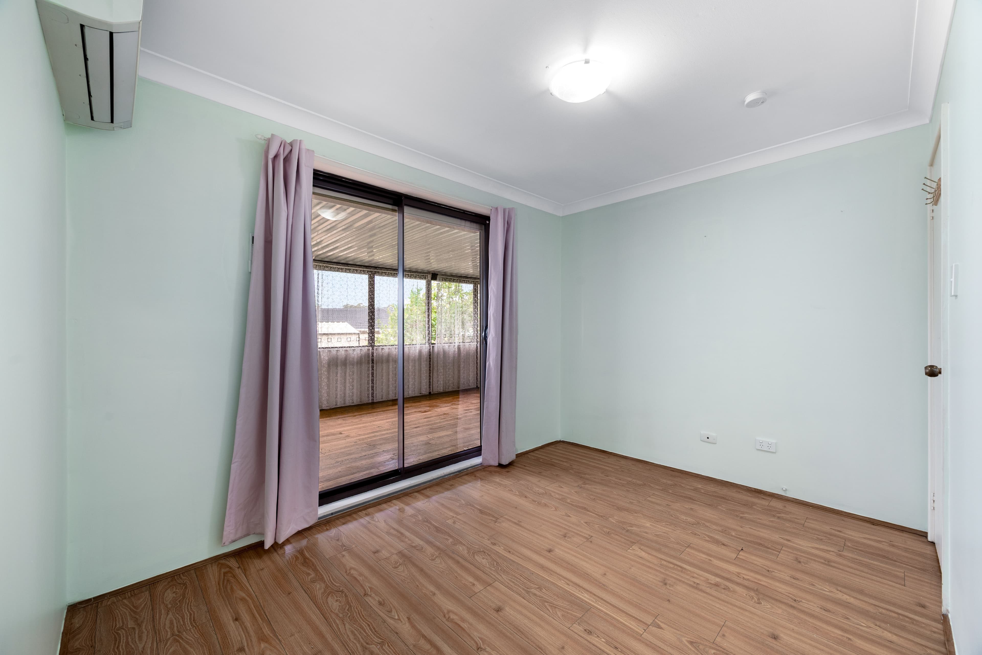 22 Fuchsia Crescent, Macquarie Fields NSW 2564, Macquarie Fields - Thumbnail 8