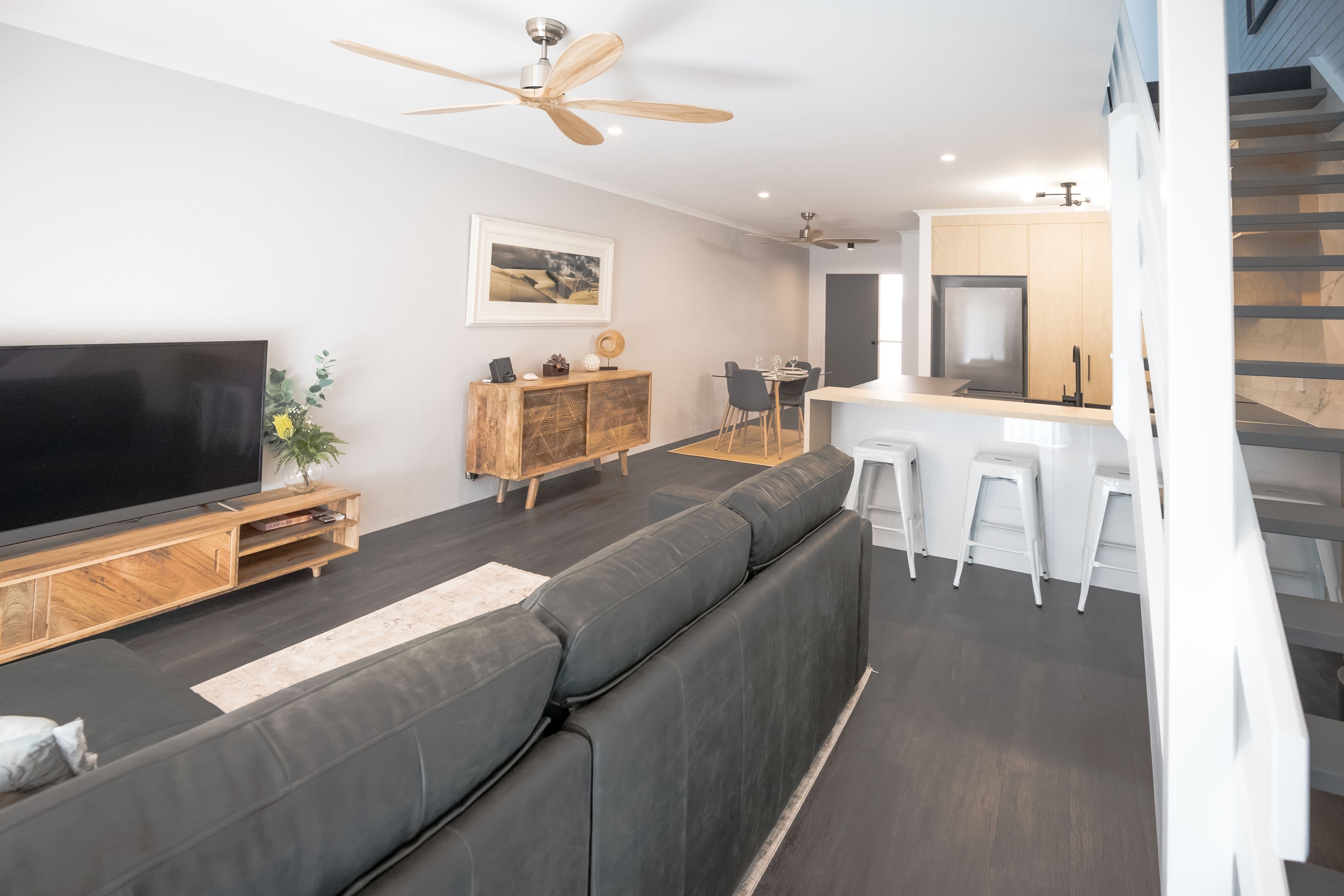 99 Cypress Street, Urangan QLD 4655, Urangan - Thumbnail 2