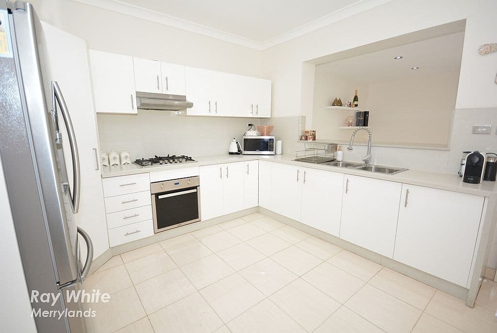1 Hall Place, Guildford West - Thumbnail 4