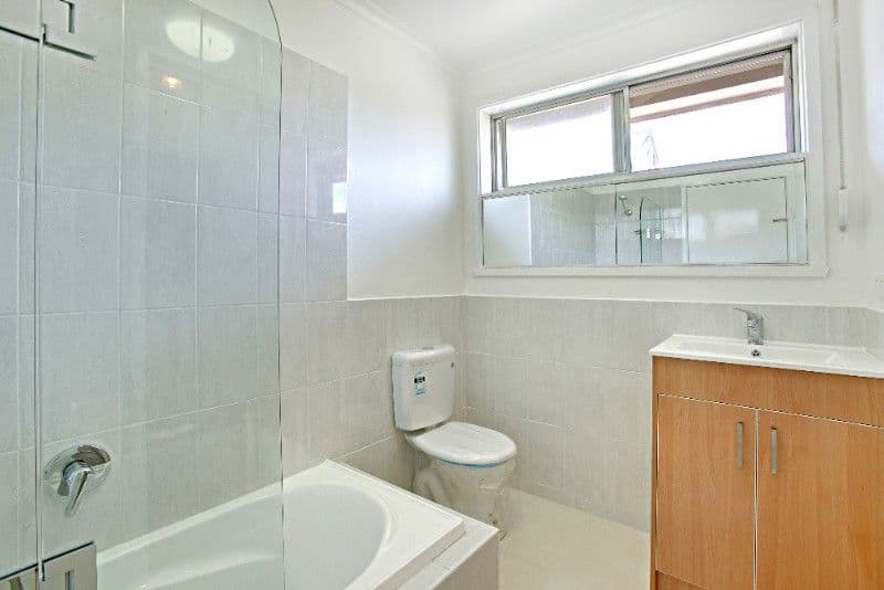 121 Casey Drive, LALOR VIC 3075, Lalor - Thumbnail 3