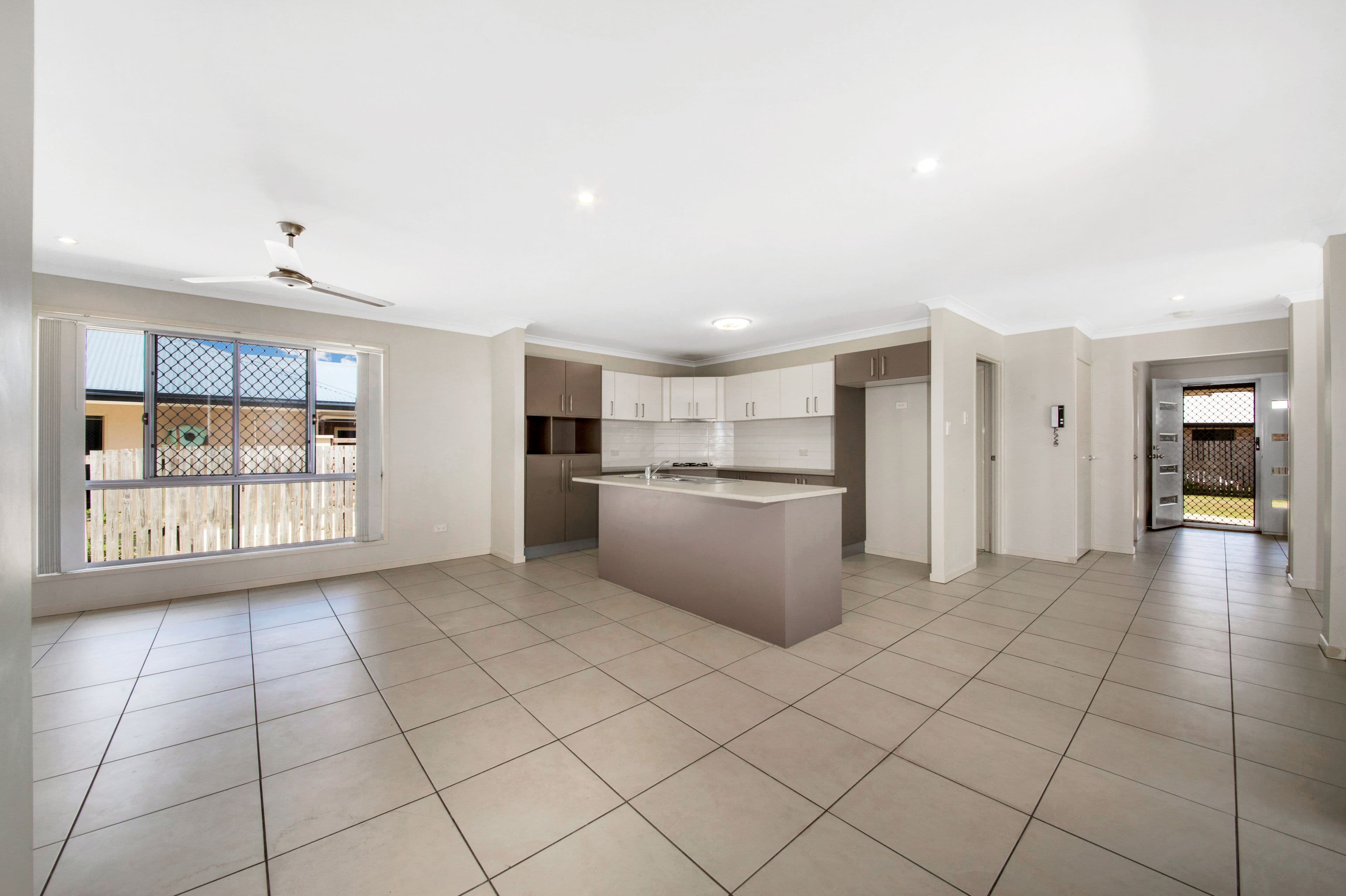 15 Jooloo Court, Kin Kora QLD 4680, Kin Kora - Thumbnail 6