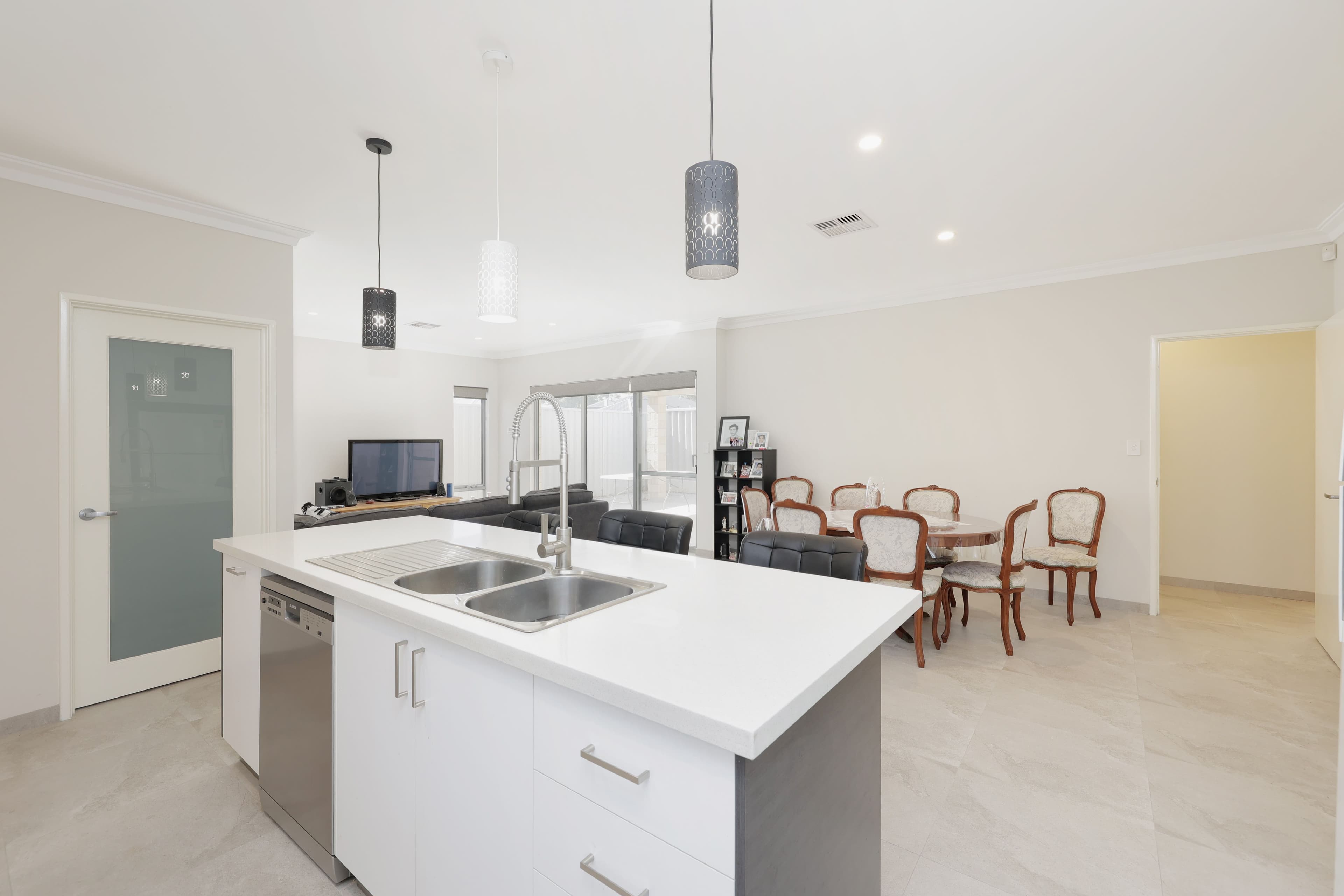 27A Cranleigh Street, Morley WA 6062, Morley - Thumbnail 3