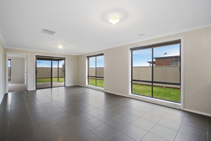 39 Jane Road, Yarrawonga VIC 3730, Yarrawonga - Thumbnail 2