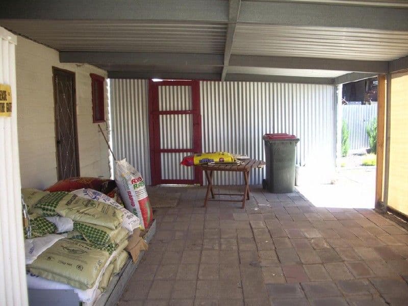 19 Woolshed Street, BORDERTOWN SA 5268, Bordertown - Thumbnail 3