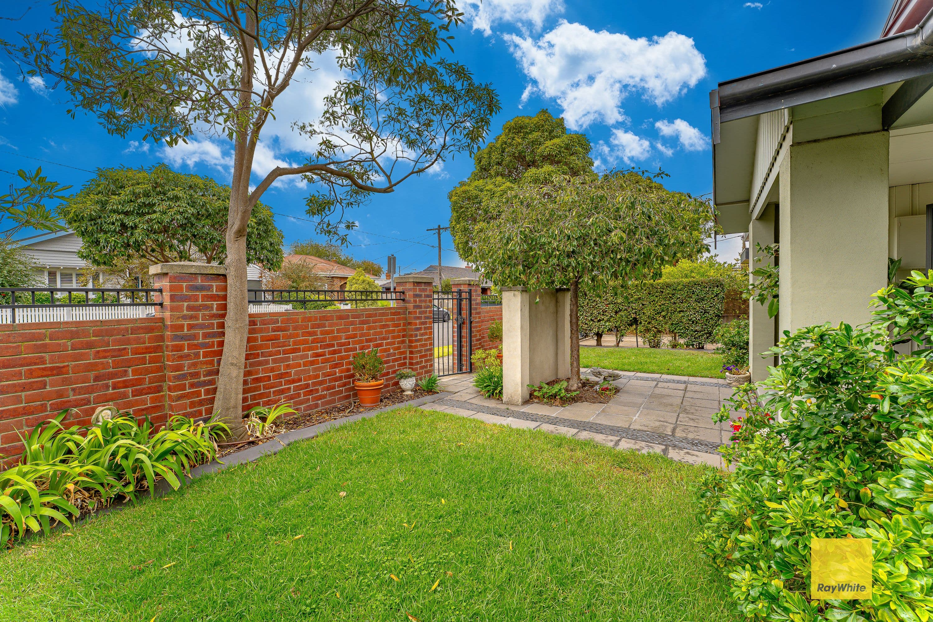 19 Clarke Street, Newtown VIC 3220, Newtown - Thumbnail 3