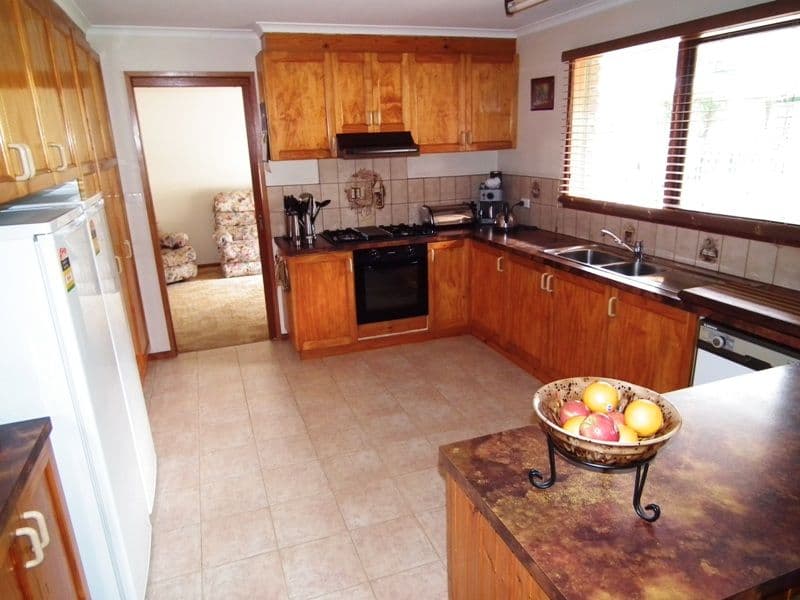 11 Cemetery Lane, NAGAMBIE VIC 3608, Nagambie - Thumbnail 2