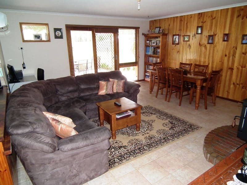 11 Cemetery Lane, NAGAMBIE VIC 3608, Nagambie - Thumbnail 3