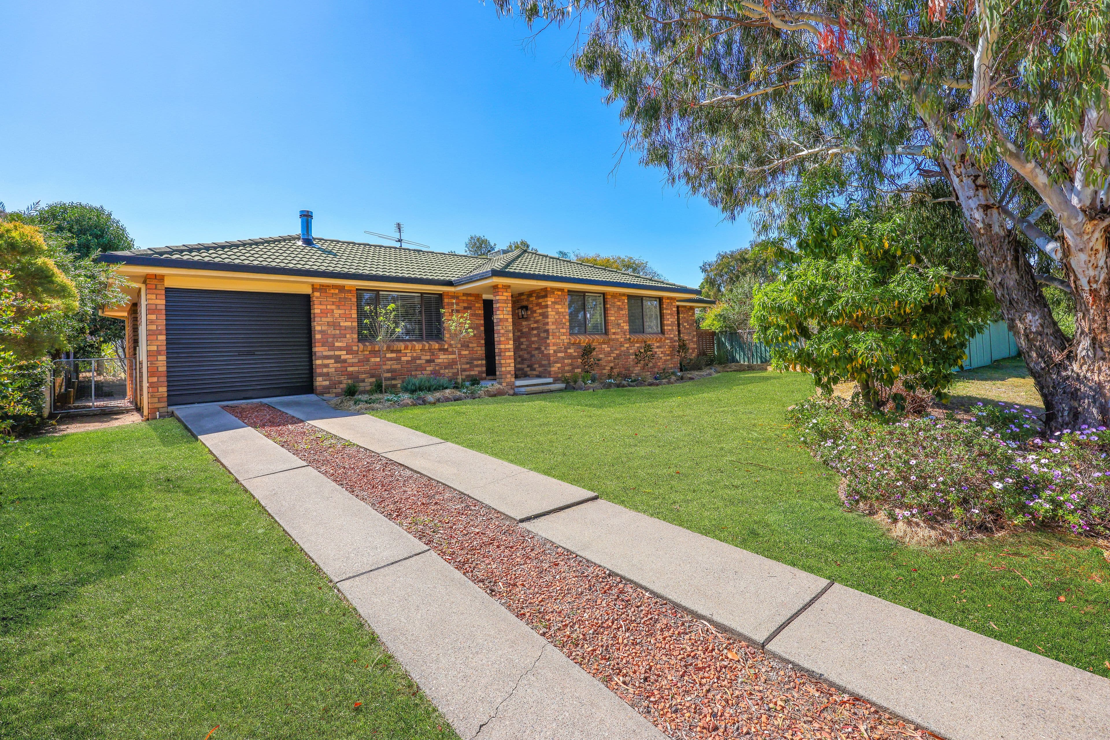 6 Prospect Close, Tamworth NSW 2340, Tamworth - Image 1