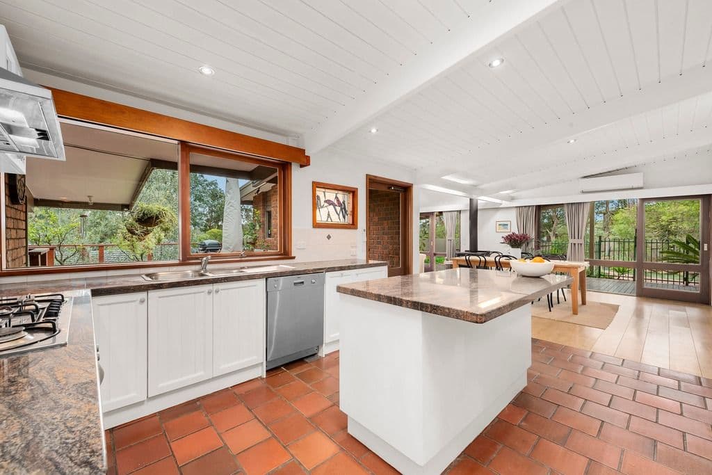 12 Foster Road, Eltham VIC 3095, Eltham - Thumbnail 4