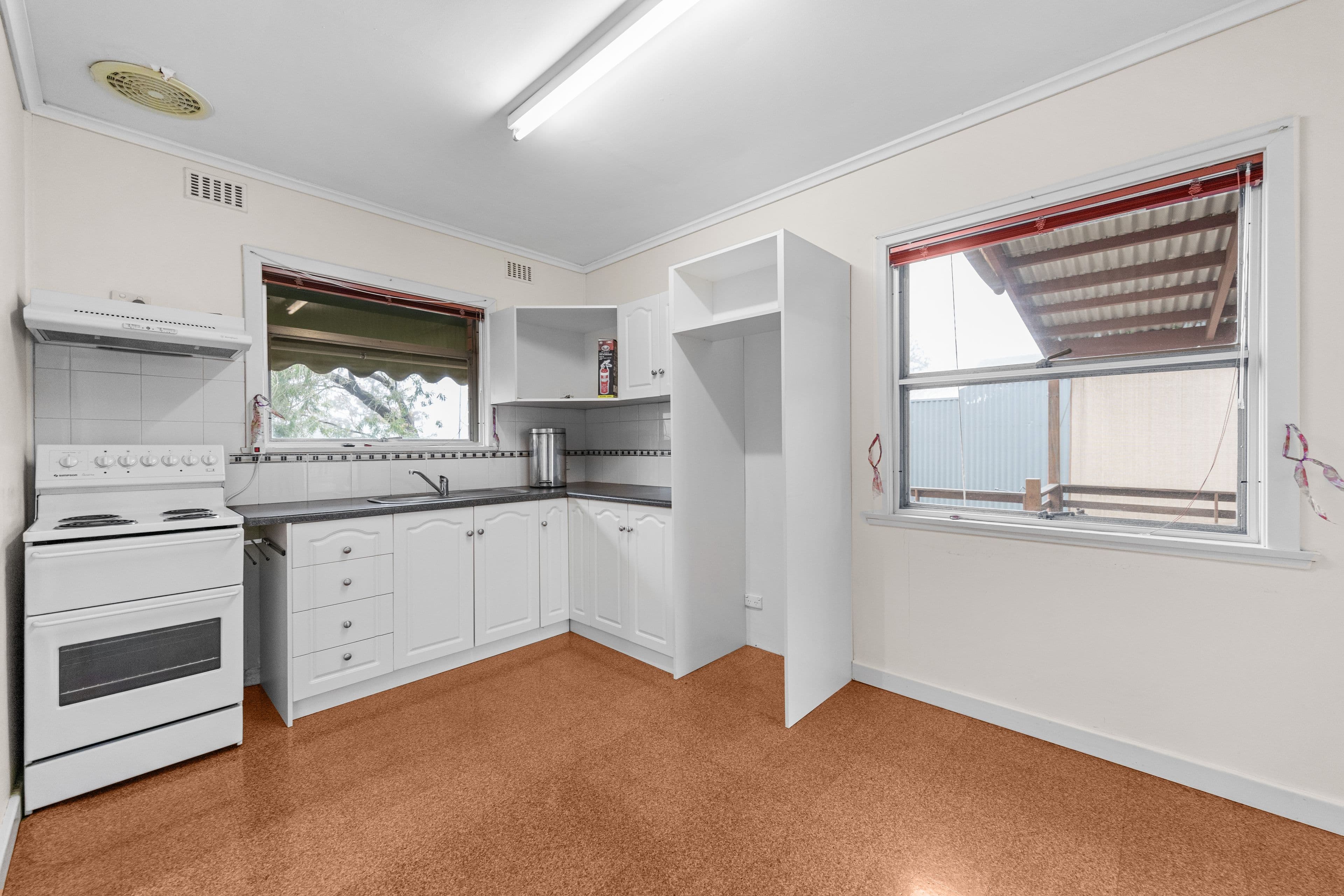 1 Powell Street, Clare SA 5453, Clare - Thumbnail 4