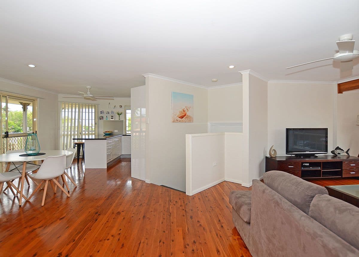 37 Wattle Street, Point Vernon QLD 4655, Point Vernon - Thumbnail 6